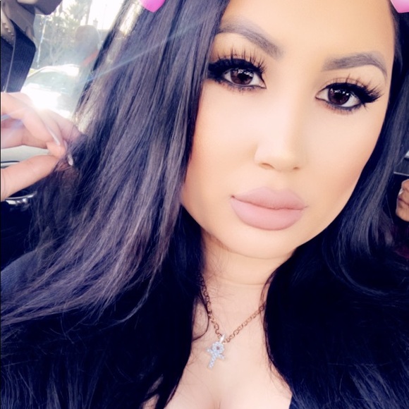 Tanya's Closet (@xotanyalove) | Poshmark